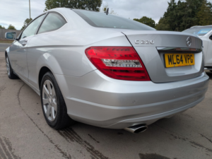 2014 Mercedes-Benz C Class 2.1 C220 Cdi Executive Se in Silver — image 4