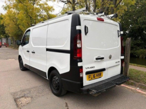 2016 Vauxhall Vivaro 1.6 Cdti 2900 Ecoflex L1 H1 Euro 5 (s/s) 5dr in White — image 5