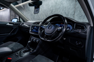 2017 Volkswagen Tiguan 2.0 Tdi Sel DSG Euro 6 (s/s) 5dr in White — image 2
