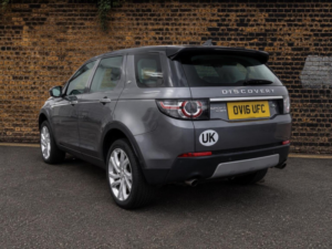 2016 Land Rover Discovery Sport 2.0 Td4 Hse Luxury Auto 4WD Euro 6 (s/s) 5dr in Grey — image 4