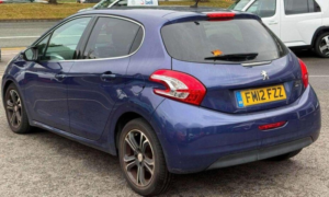2012 Peugeot 208 1.6 E-Hdi Allure Euro 5 (s/s) 5dr in Blue — image 5