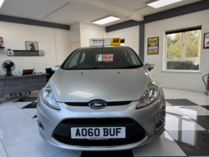 2010 Ford Fiesta 1.25 Zetec 5dr in Silver — image 2