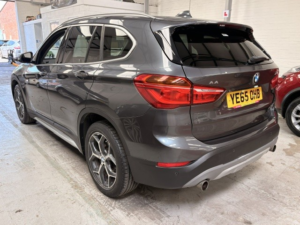 2015 BMW X1 2.0 X1 Xdrive20d Xline in Grey — image 3