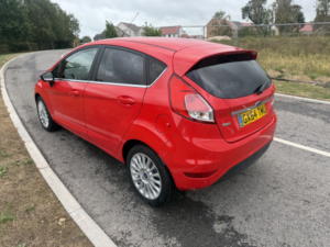 2014 Ford Fiesta 1.0 T Ecoboost Titanium in Red — image 5