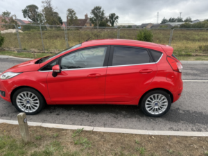 2014 Ford Fiesta 1.0 T Ecoboost Titanium in Red — image 6