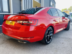 2019 Skoda Superb 2.0 Tsi Sportline Plus in Red — image 4