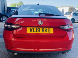 2019 Skoda Superb 2.0 Tsi Sportline Plus in Red — image 5
