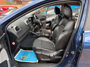 2015 Renault Kadjar 1.5 Dci Dynamique S Nav Euro 6 (s/s) 5dr in Blue — image 4