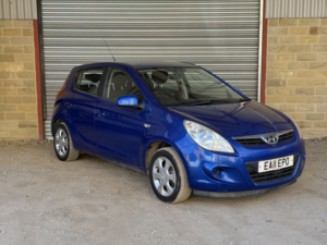 2011 Hyundai I20 1.4 Crdi Comfort in Blue — image 3