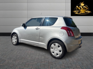 2010 Suzuki Swift 1.3 Sz3 in Silver — image 5