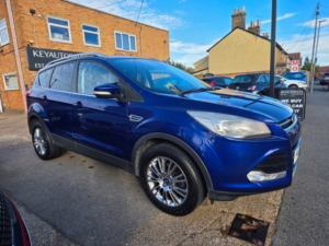 2014 Ford Kuga 1.6t Ecoboost Titanium SUV 5dr Petrol Manual 2WD Euro 5 (s/s) (150 Ps) in Blue — image 2