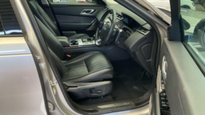 2019 Land Rover Range Rover Velar 2.0 P250 Se Auto 4WD Euro 6 (s/s) 5dr in Silver — image 2