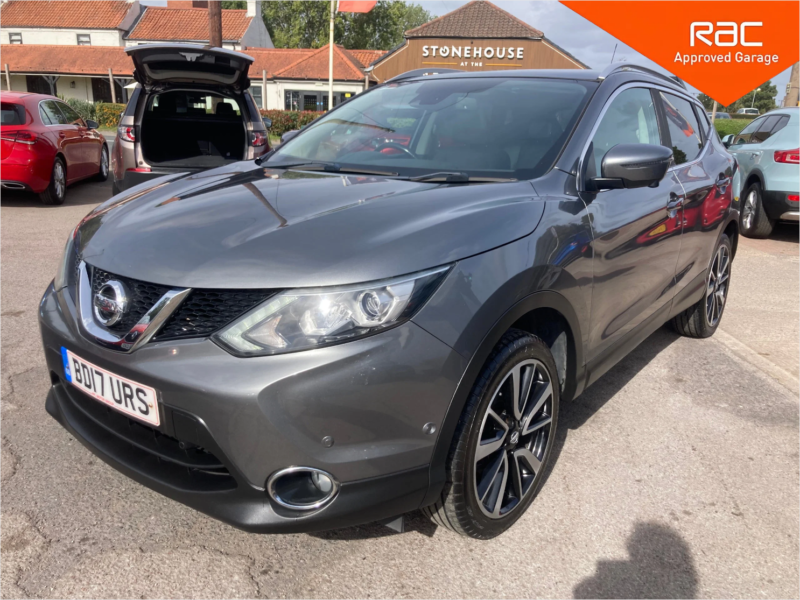 2017 Nissan Qashqai 1.5 Dci Tekna SUV 5dr Diesel Manual 2WD Euro 6 (s/s) (110 Ps) in Grey — image 1