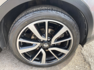 2017 Nissan Qashqai 1.5 Dci Tekna SUV 5dr Diesel Manual 2WD Euro 6 (s/s) (110 Ps) in Grey — image 5