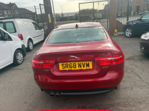 2018 Jaguar Xe 2.0d R-Sport Saloon 4dr Diesel Auto Euro 6 (s/s) (180 Ps) in Red — image 4