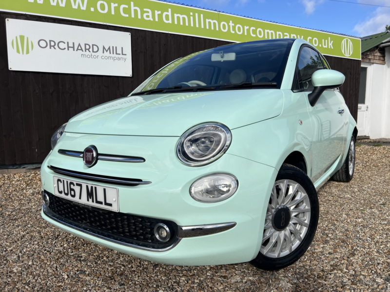 2017 Fiat 500 1.2 500 My17 1.2 69hp Lounge in Green — image 1
