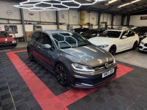 2017 Volkswagen Golf 2.0 Tdi Bluemotion Tech Gtd in Grey — image 3