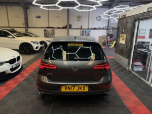 2017 Volkswagen Golf 2.0 Tdi Bluemotion Tech Gtd in Grey — image 6