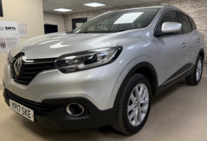 2017 Renault Kadjar 1.5 Dci Dynamique Nav SUV 5dr Diesel Manual Euro 6 (s/s) (110 Ps) in Silver — image 2