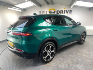 2022 Alfa Romeo Tonale 1.5 Vgt Mhev Veloce SUV 5dr Petrol Hybrid Dct Euro 6 (160 Ps) in Green — image 5