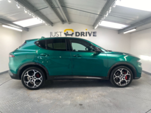 2022 Alfa Romeo Tonale 1.5 Vgt Mhev Veloce SUV 5dr Petrol Hybrid Dct Euro 6 (160 Ps) in Green — image 6