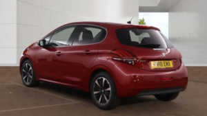 2018 Peugeot 208 1.2 Puretech Allure Premium in Red — image 5