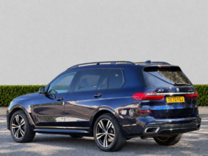 2020 BMW X7 3.0 40i M Sport SUV 5dr Petrol Auto Xdrive Euro 6 (s/s) (340 Ps) in Blue — image 5