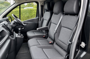 2019 Vauxhall Vivaro 1.6 Cdti 2700 Sportive Eu6 Ulez in Black — image 6
