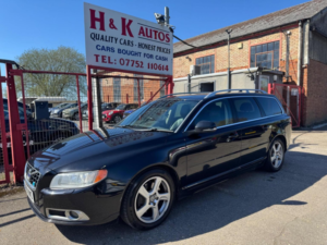 2011 Volvo V70 2.4 D5 Se Lux Geartronic Euro 5 5dr in Black — image 2