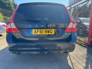 2011 Volvo V70 2.4 D5 Se Lux Geartronic Euro 5 5dr in Black — image 5