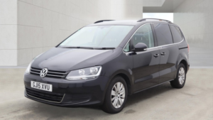 2015 Volkswagen Sharan 2.0 Tdi Bluemotion Tech Se in Black — image 2