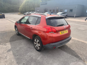 2016 Peugeot 2008 1.2 Puretech Allure Euro 6 5dr in Red — image 2