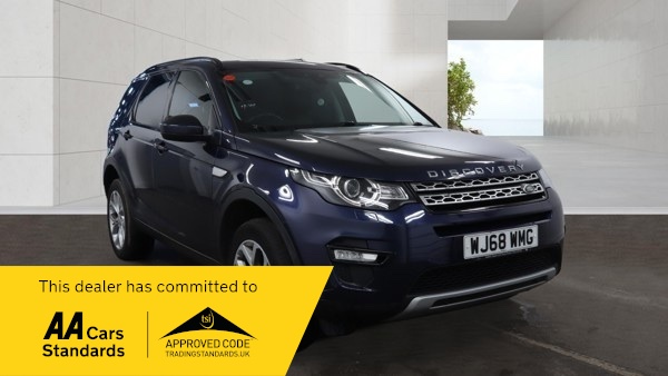 2018 Land Rover Discovery Sport Td4 Hse in Blue — image 1