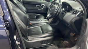 2018 Land Rover Discovery Sport Td4 Hse in Blue — image 5