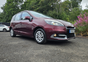 2013 Renault Scenic 1.5 Dci Dynamique Tomtom in Red — image 4