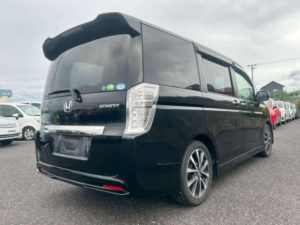 2013 Honda Stepwagon 2.0 Spada Z Cool Spirit 5dr 8 Seats in Black — image 2