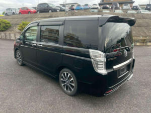 2013 Honda Stepwagon 2.0 Spada Z Cool Spirit 5dr 8 Seats in Black — image 3