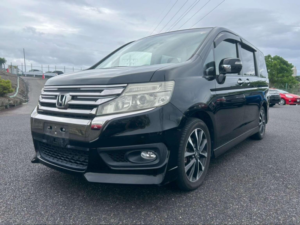 2013 Honda Stepwagon 2.0 Spada Z Cool Spirit 5dr 8 Seats in Black — image 5