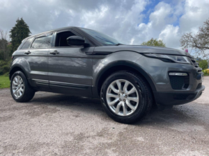 2016 Land Rover Range Rover Evoque 2.0 Td4 Se Tech Auto 4WD Euro 6 (s/s) 5dr in Grey — image 3