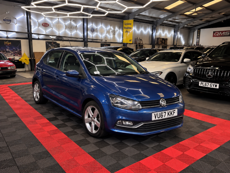 2017 Volkswagen Polo 1.4 Tdi Sel in Blue — image 1