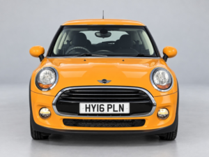 2016 MINI Hatch 1.5 Cooper 3-Door Hatch in Orange — image 4