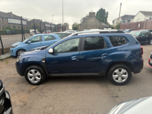 2019 Dacia Duster 1.3 Tce Comfort SUV 5dr Petrol Manual Euro 6 (s/s) (130 Ps) in Blue — image 4