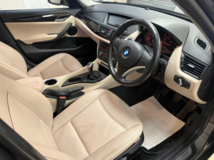 2013 BMW X1 2.0 20d Xline SUV 5dr Diesel Manual Xdrive Euro 5 (s/s) (184 Ps) in Grey — image 5