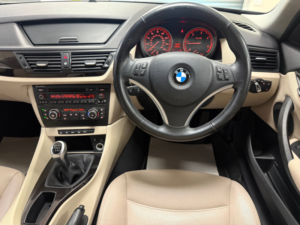 2013 BMW X1 2.0 20d Xline SUV 5dr Diesel Manual Xdrive Euro 5 (s/s) (184 Ps) in Grey — image 6