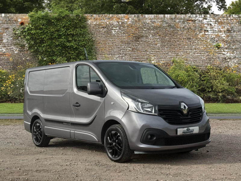 2019 Renault Trafic 1.6 Dci Energy 27 Premier Edition Swb Standard Roof Euro 6 (s/s) 4dr in Grey — image 1