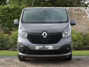 2019 Renault Trafic 1.6 Dci Energy 27 Premier Edition Swb Standard Roof Euro 6 (s/s) 4dr in Grey — image 3