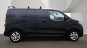 2018 Peugeot Expert 2.0 Bluehdi 1400 Professional Plus Standard Panel Van Mwb Euro 6 (s/s) 6dr in Black — image 6