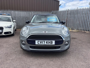 2017 MINI Hatch 1.5 Cooper Euro 6 (s/s) 3dr in Grey — image 6