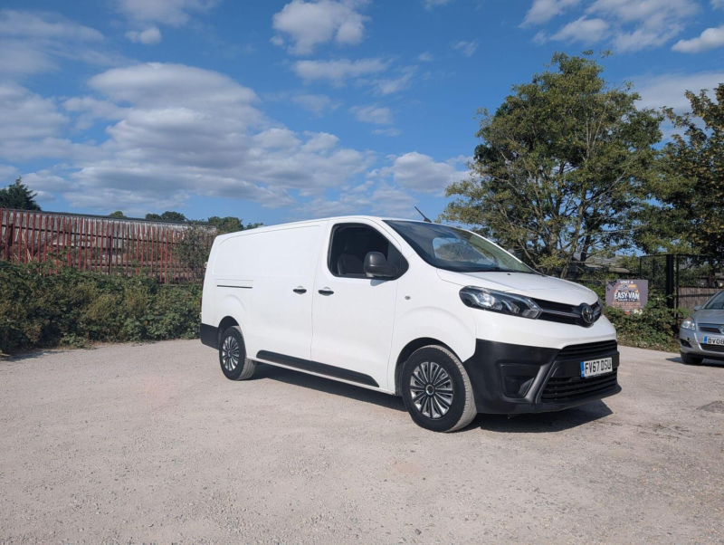 2018 Toyota Proace 2.0d Long Panel Van Lwb Euro 6 (s/s) 6dr in White — image 1