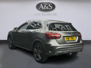 2017 Mercedes-Benz Gla 2.1 Gla220d Amg Line in Grey — image 2